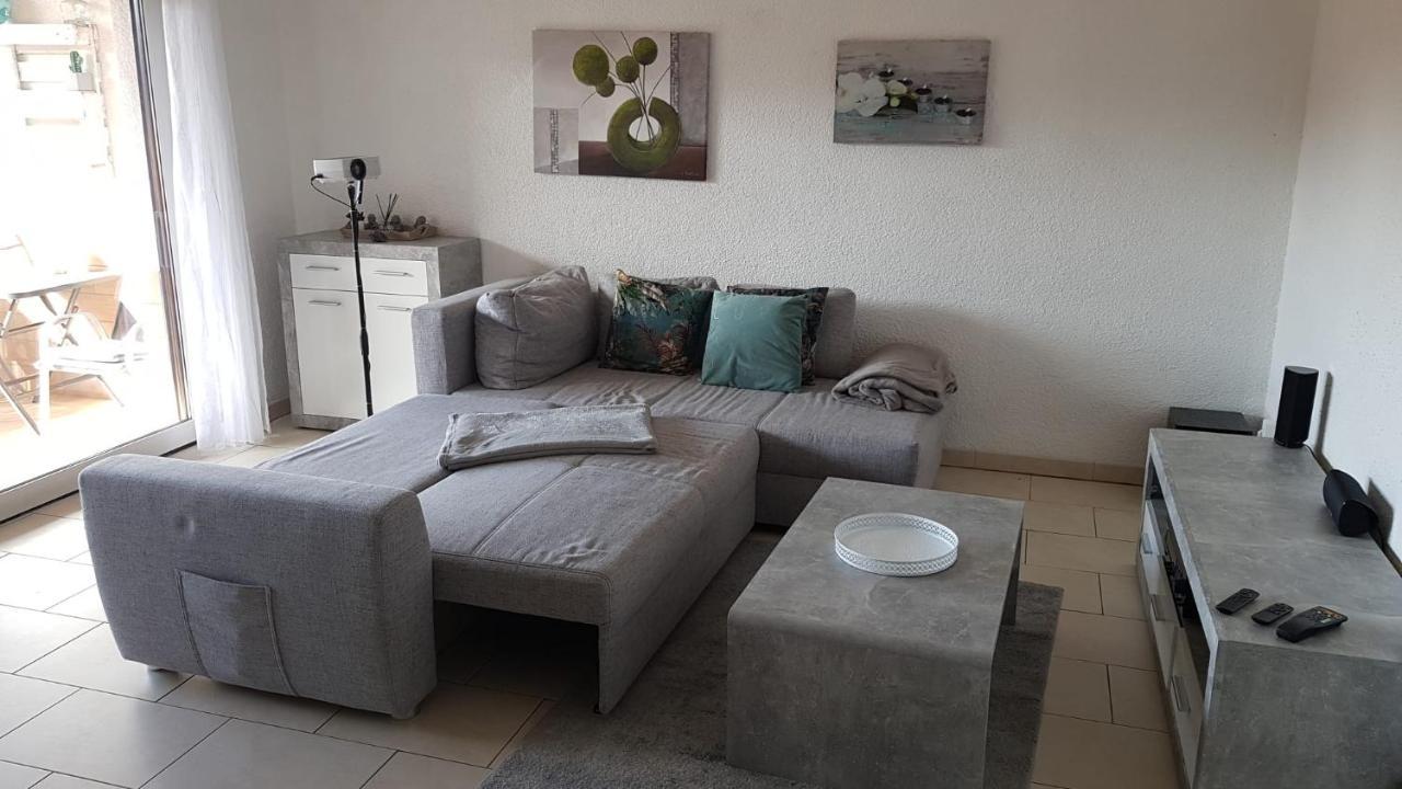 Easystay#4 Home Cinema Ferienwohnung In Kliniknaehe Mit Balkon, Boxspringbett & Netflix Bad Oeynhausen Exteriér fotografie